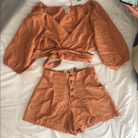 L*Space Penelope top and shorts two piece set - Picture 2 of 6